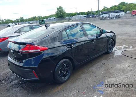 2017 Hyundai Ioniq Hybrid Blue z USA, uszkodzony, nr VIN KMHC65LC1HU048279
